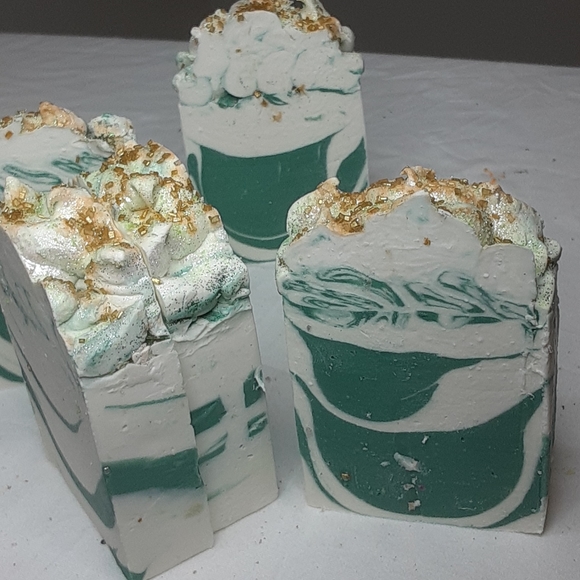 2 Rosemary scented large soap bars - Picture 4 of 15